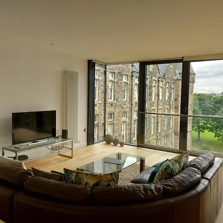Quartermile Luxury Landing Edinburgh