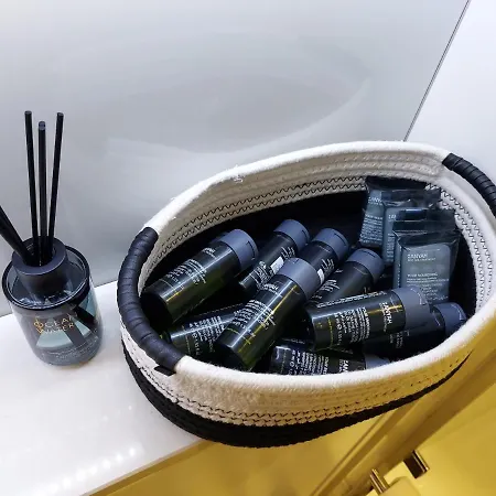 Quartermile Luxury Landing Apartmán *