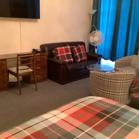 Large Grange Apartment *