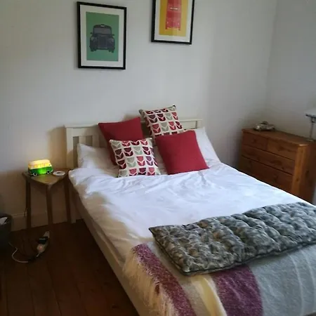 Fringe Base With Garden Near The Meadows Lejlighed *