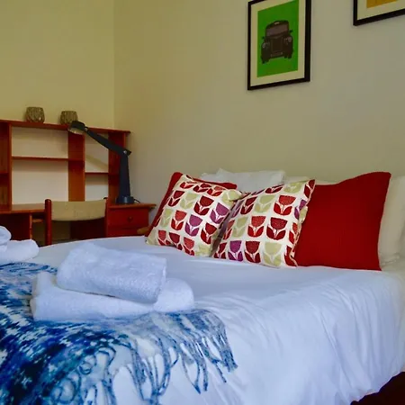 Fringe Base With Garden Near The Meadows Lejlighed *