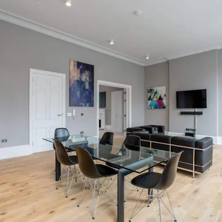 Joivy Modern 1 Bed Flat Next To Haymarket Station