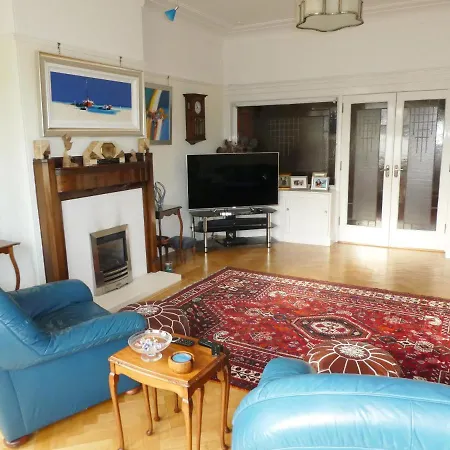 Alojamento de Acomodação e Pequeno-almoço The Cairn