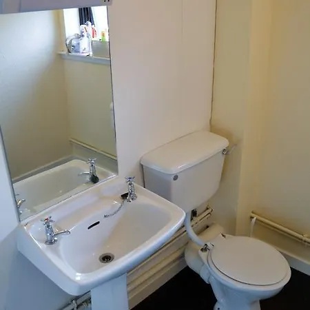 Hermits Croft - Self Catering Flats * Edinburgh