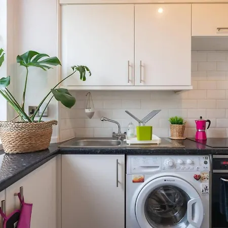 Cosy And Welcoming 1 Bd Flat Nr Centre Of Leith
