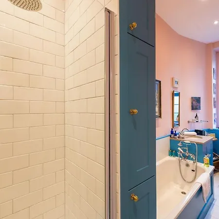 度假居 Huntly Street