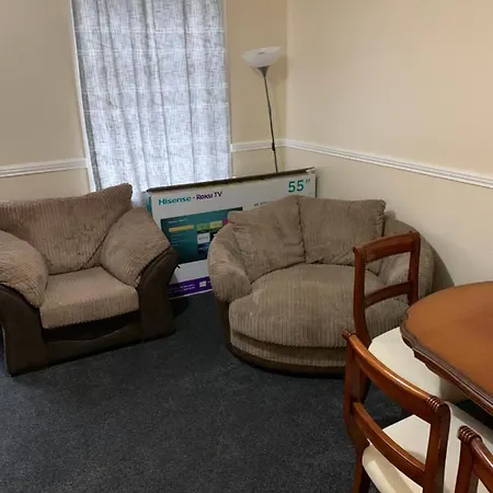 Apartment Edinburgh West Entire 3 Bedroom With Own Entrance 3 Car Parking Edinburgh