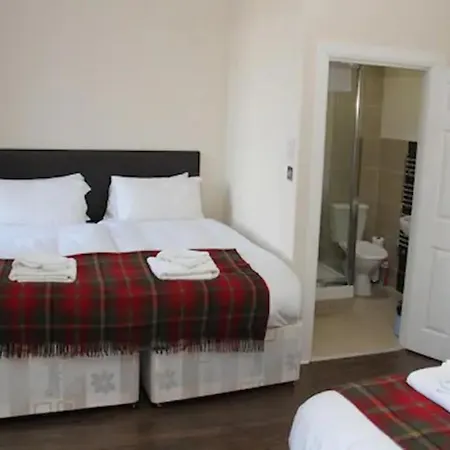 Tron Kirk Apartament *