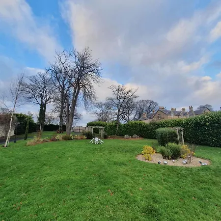 Beautiful Studio Apartment Surrounded By Fields! Edimburgo