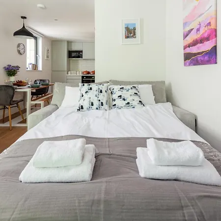 Appartement Castle View Luxury 1 Bed Flat *