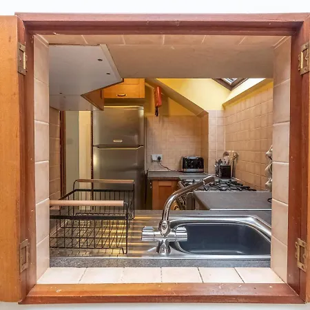 Appartement Pass The Keys 2 Beds Flat With Private Entrance In Centre - Sleeps 4