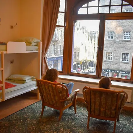 Royal Mile Backpackers אכסניה