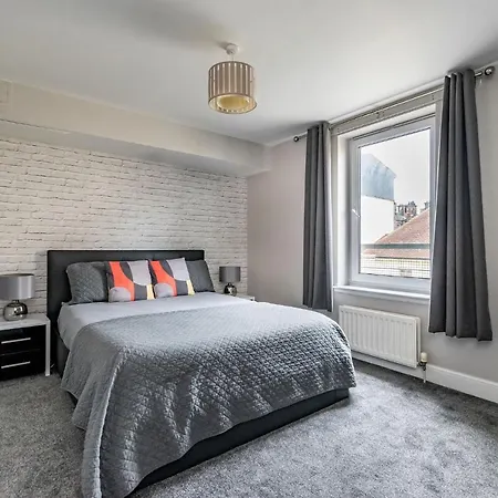 Apartment Amazing - Cables Wynd Near The Shore - Free Parking