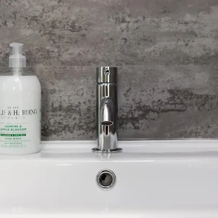 Ξενοδοχείο 48 Gilmore Place Residences *