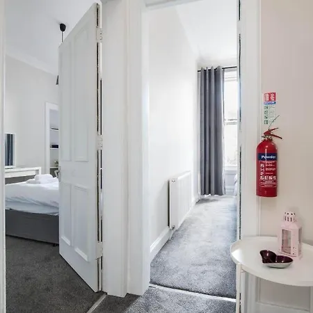 Panmure Place Georgian 酒店 *