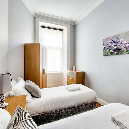 Modern Sleeps 6 Appartement *