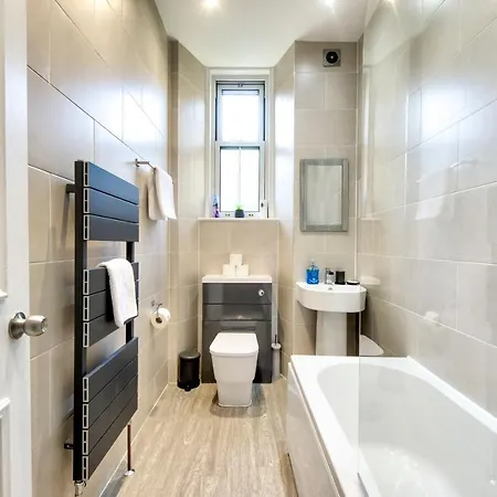 Appartement Modern Sleeps 6 *