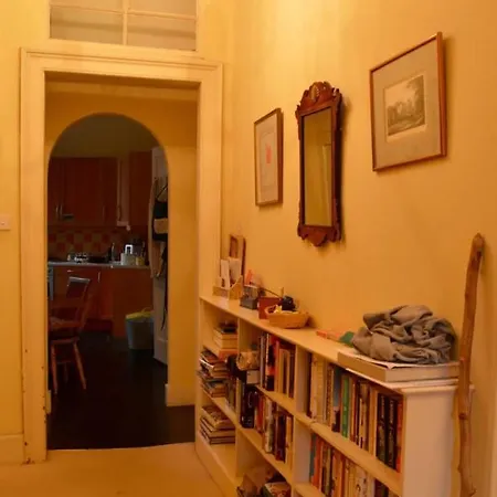 Large Central New Town Flat Apartamento Edimburgo