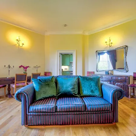 Famous House, 1 Minute From Castle Lägenhet