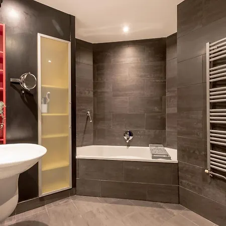 Luxury Architect Designed 13 Mins To Royal Mile Edimburgo