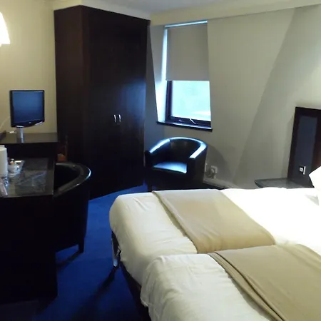 Britannia Hotell 3*