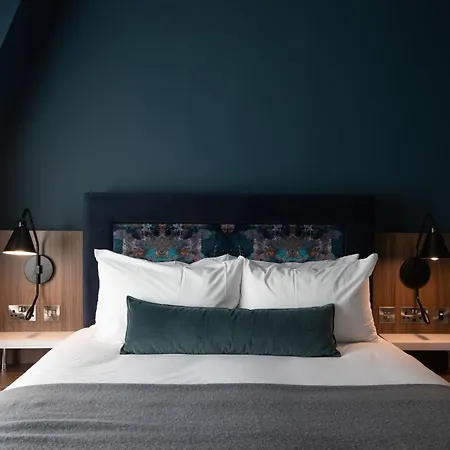 Heeton Concept Queen Street 爱丁堡
