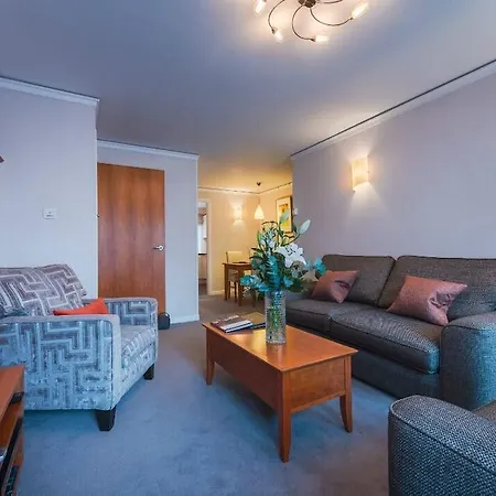 Aparthotel The Knight By Mansley 4*