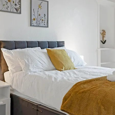 Wonderful & Comfy 2 Bedroom - Close To Centre - Free Parking * Edimburgo