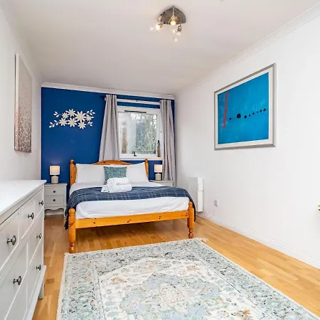 Pass The Keys Stunning Flat With Sea View And Parking *