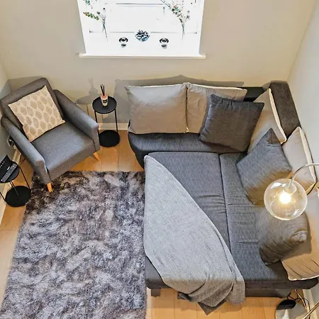 Duplex 3 Bedroom Mezzanine - Heart Of Apartment Edinburgh