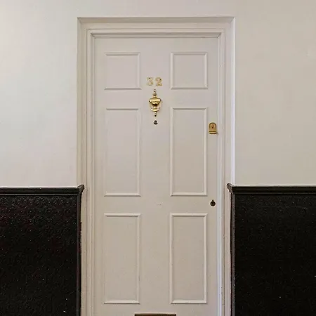 Duplex 3 Bedroom Mezzanine - Heart Of Edinburgh