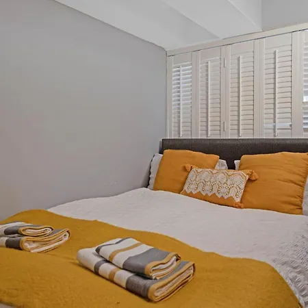 Duplex 3 Bedroom Mezzanine - Heart Of