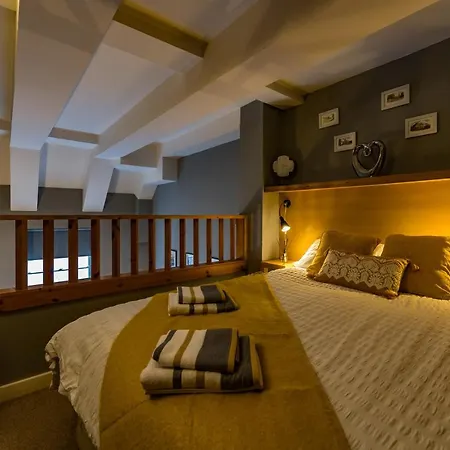 Duplex 3 Bedroom Mezzanine - Heart Of *