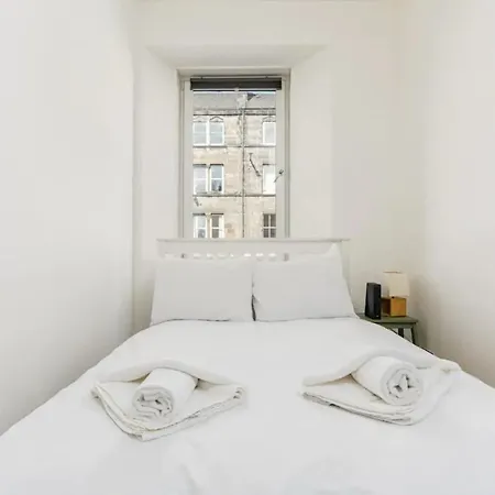 Comfortable 2 Bedroom In The Heart Of Leith * Edimburgo