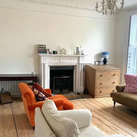 Apartment Bright And Cosy 2 Bedroom Flat In Trendy Leith