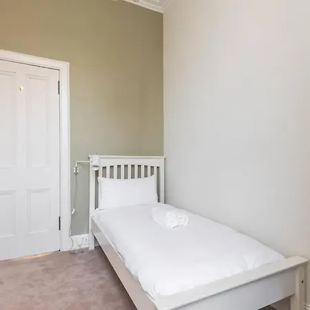 Stunning 3 Bedroom Flat In Bruntsfield 公寓 爱丁堡