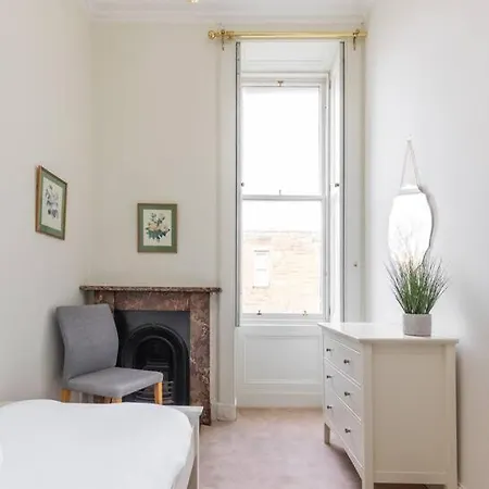 Stunning 3 Bedroom Flat In Bruntsfield 公寓 爱丁堡