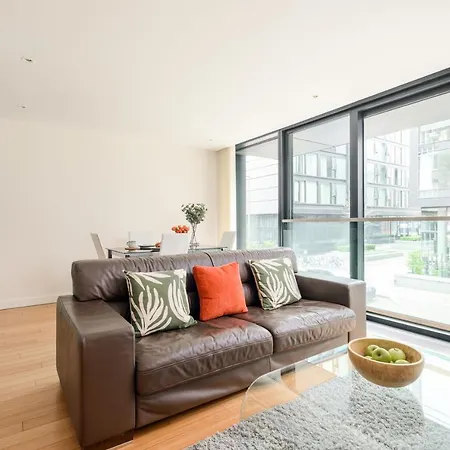Apartment 1Br Modern Meadows Apartment *