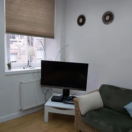 Immaculate Modern City Centre Apartment Apartment Edinburgh