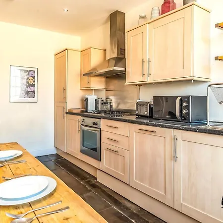 Georgian New Town 3br-1ba By Bonjour Residences Appartement *