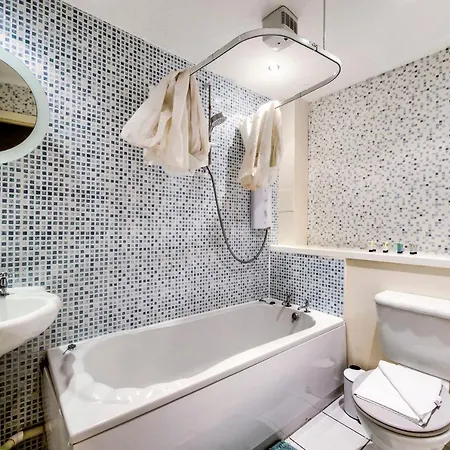 Guestready - 2Bdr Apartment In A Converted Brewery Complex In Edinburgh *