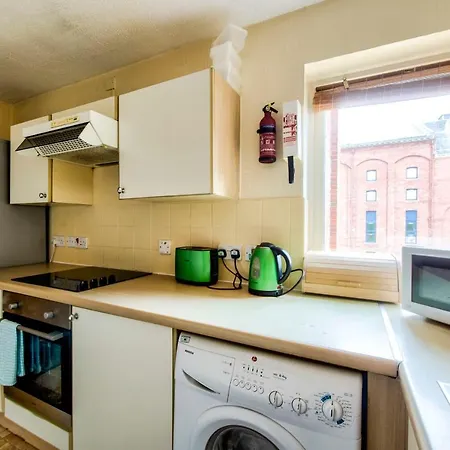 Guestready - 2Bdr Apartment In A Converted Brewery Complex In Edinburgh 公寓 *