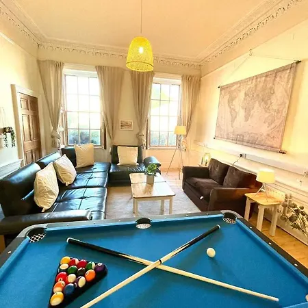 Newington House * Edinburgh