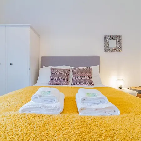 Pass The Keys Stylish, Homely And Central 2Bd Flat Nr Royal Mile Edimburgo
