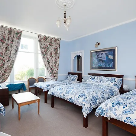 Beachfront فندق مبيت وإفطار 2*