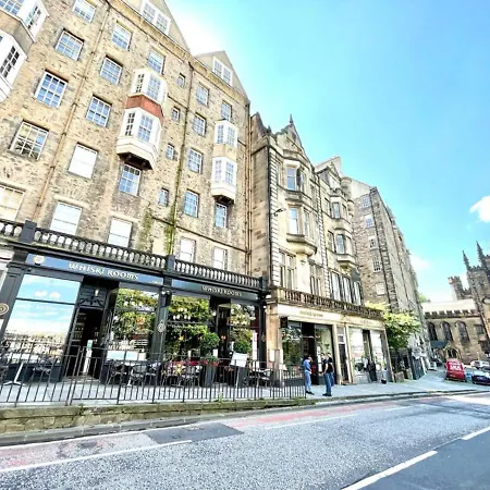Апартаменты Sumptuous 2br Next To Castle! Эдинбург