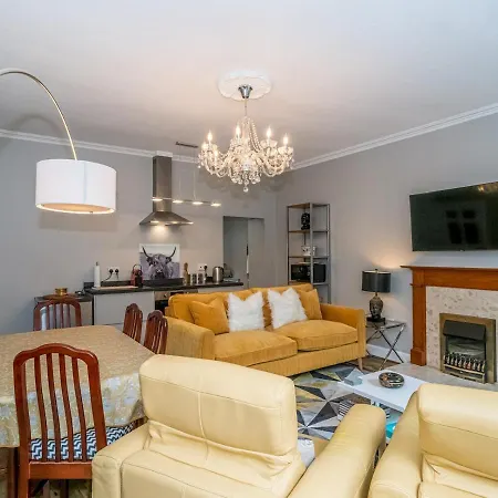 Superb 3beds House In Chic Area Of The Centre - Pass The Keys * Edimburgo