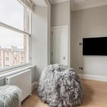 דירה Immaculate Refurbished West End אדינבורו