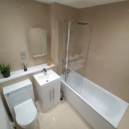 Stunning Spacious Апартаменты *