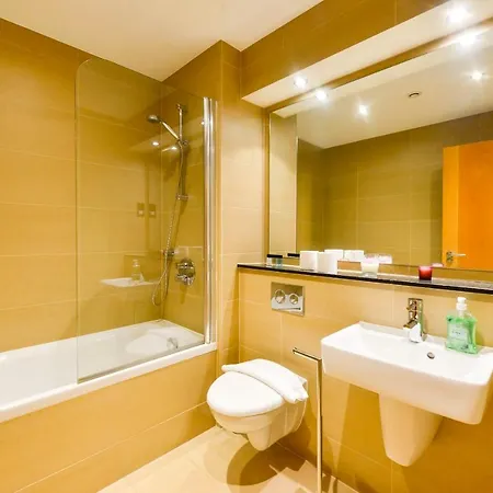 Guestready - Modern Luxury Flat In The Leith Area Of Edinburgh *